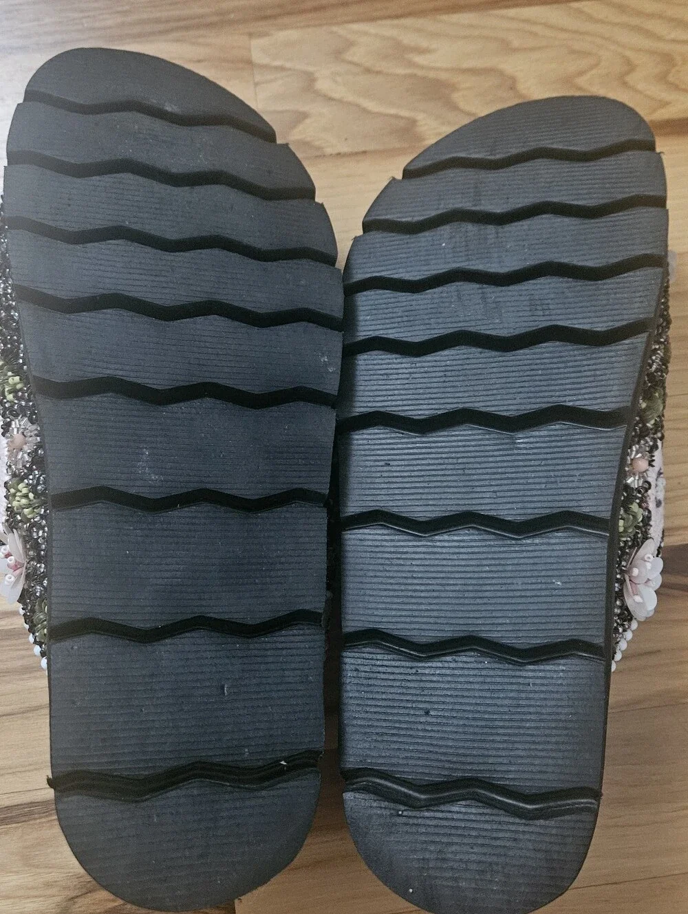 House of Harlow 1960 Black Beaded Floral Buckle Slide Sandals